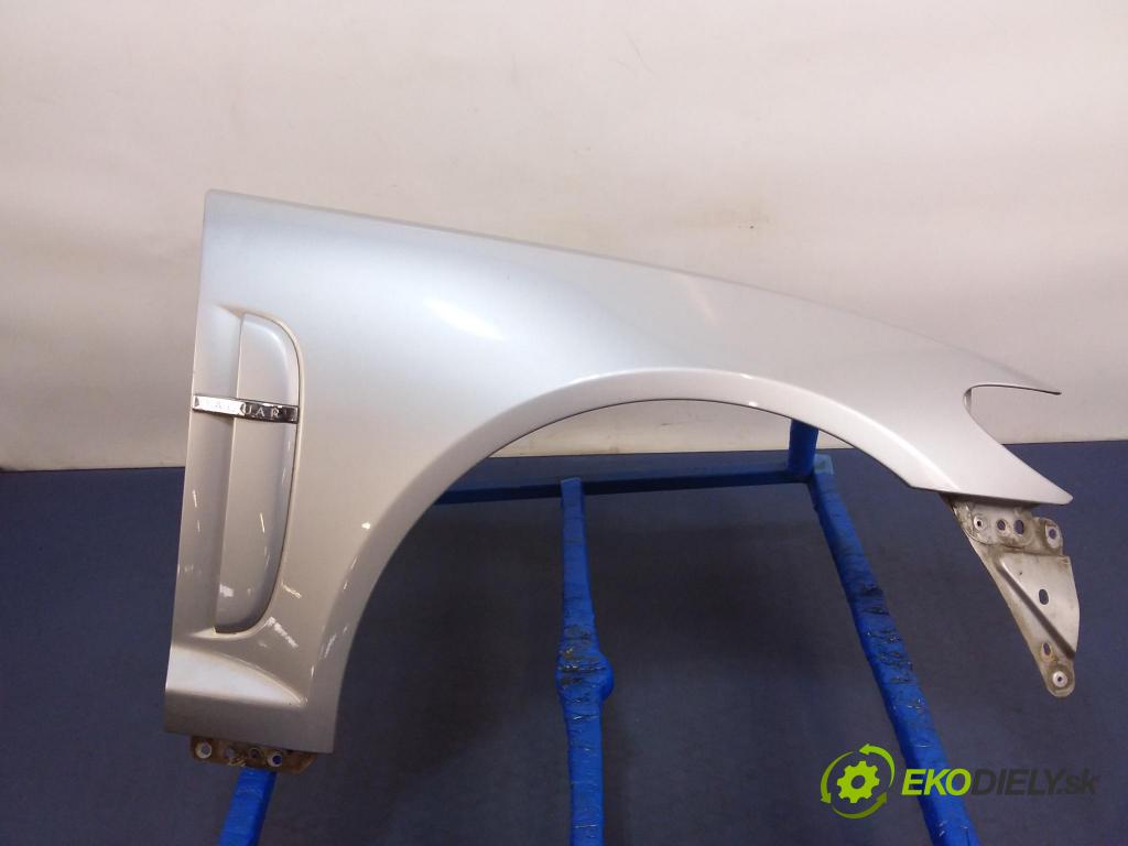 Jaguar Xf 2008 blatnik před v pravo: