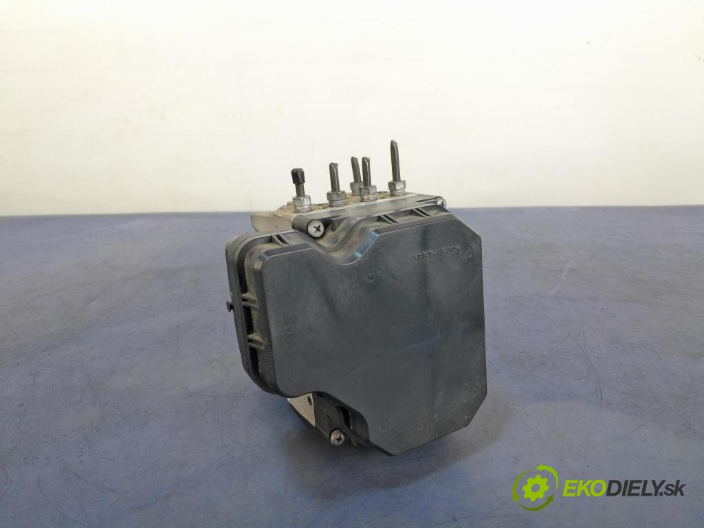 Lexus IS 2006 čerpadlo ABS x 44540-53100