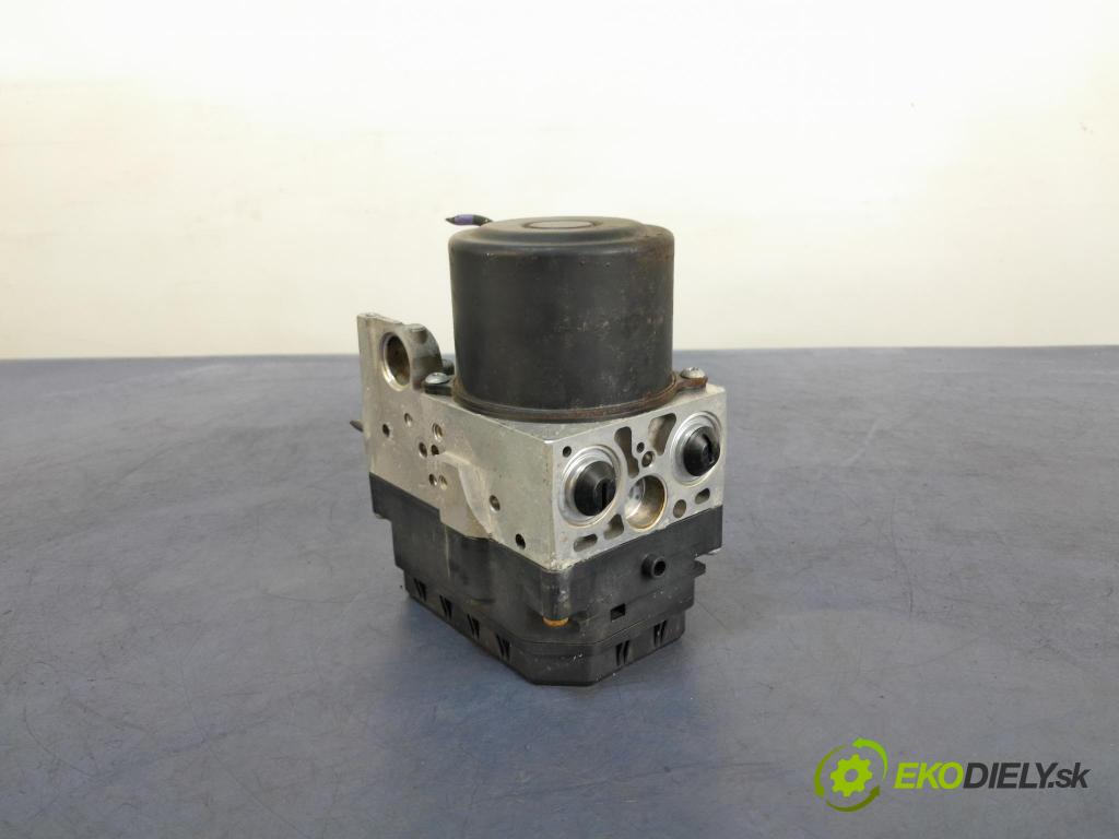 Lexus IS 2006 čerpadlo ABS x 44540-53100