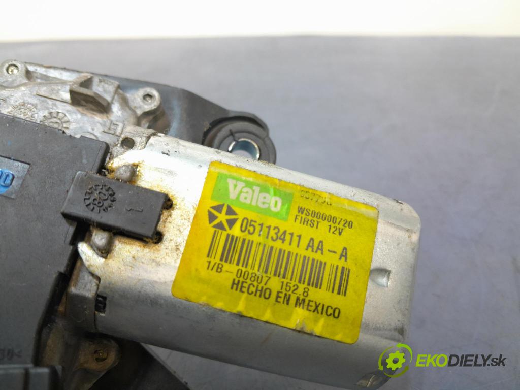 Chrysler Town and country 2008 motor: Stierače: zad 05113411AA