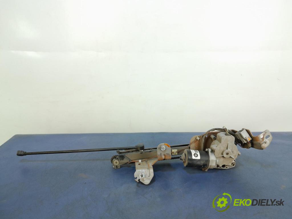 Chrysler Town and country 2008 Aktuátor: 04894596AA