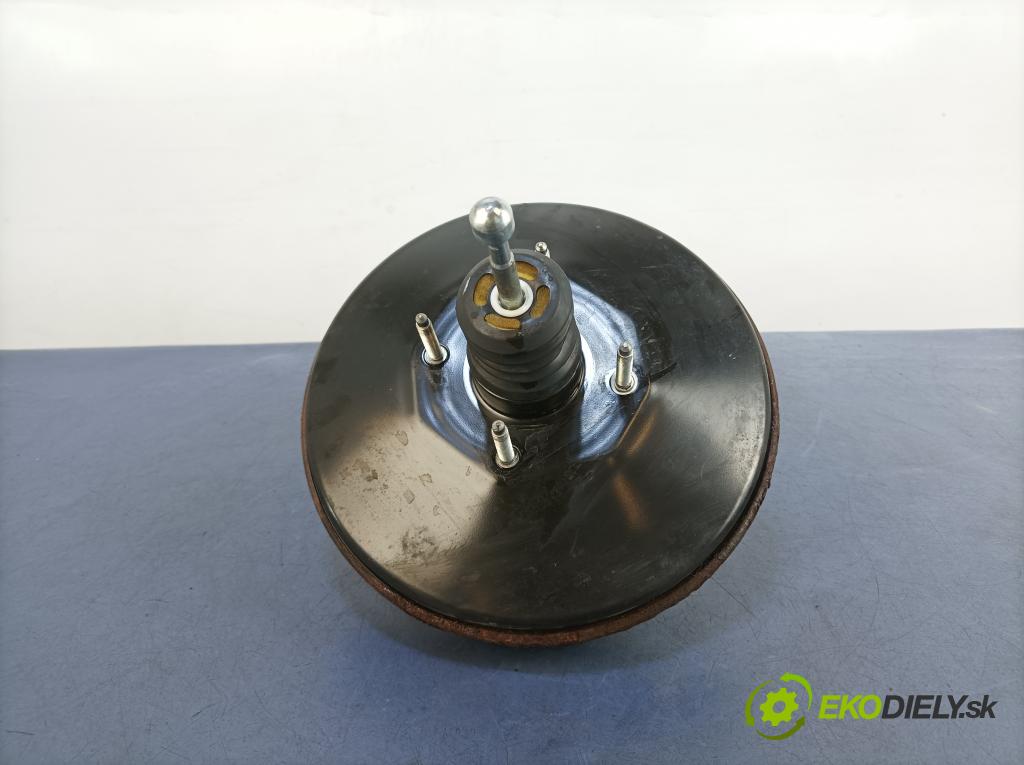 Opel Corsa 2007 servo Brzdní: 55701941