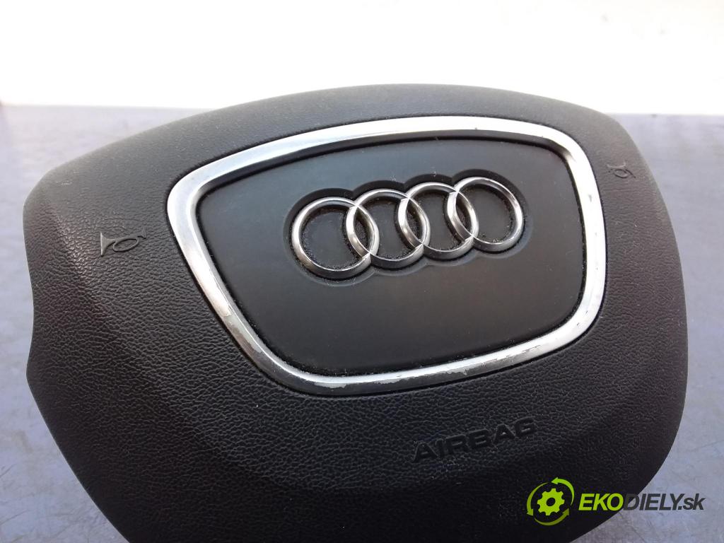 Audi Q5 2016 kokpit,pristrojová doska