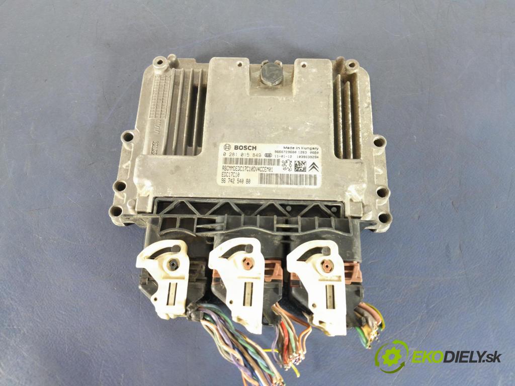 Peugeot 207 2011 riadiaca jednotka Motor: 9674254080