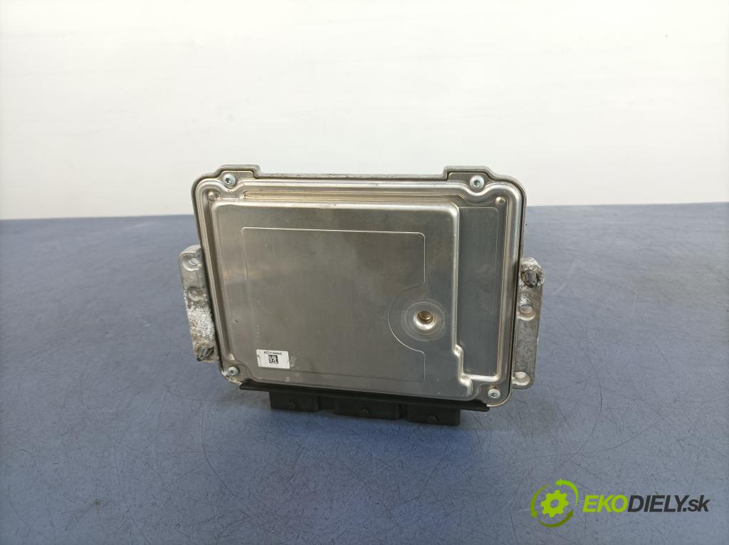 Ford Focus 2011 riadiaca jednotka Motor: 9M51-12A650-AG