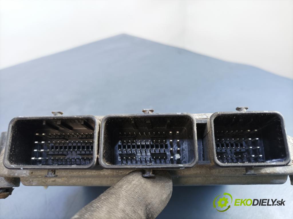Ford Focus 2006 riadiaca jednotka Motor: 7M51-12A650-PA