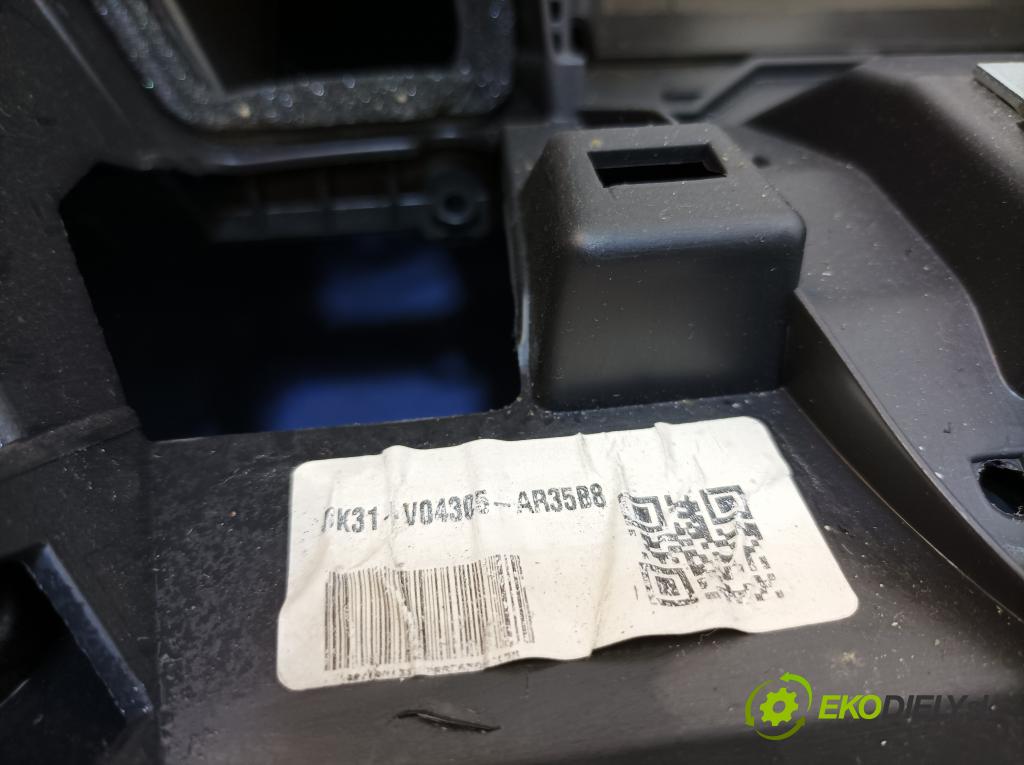 Ford Transit furgon 2019 kokpit,pristrojová doska