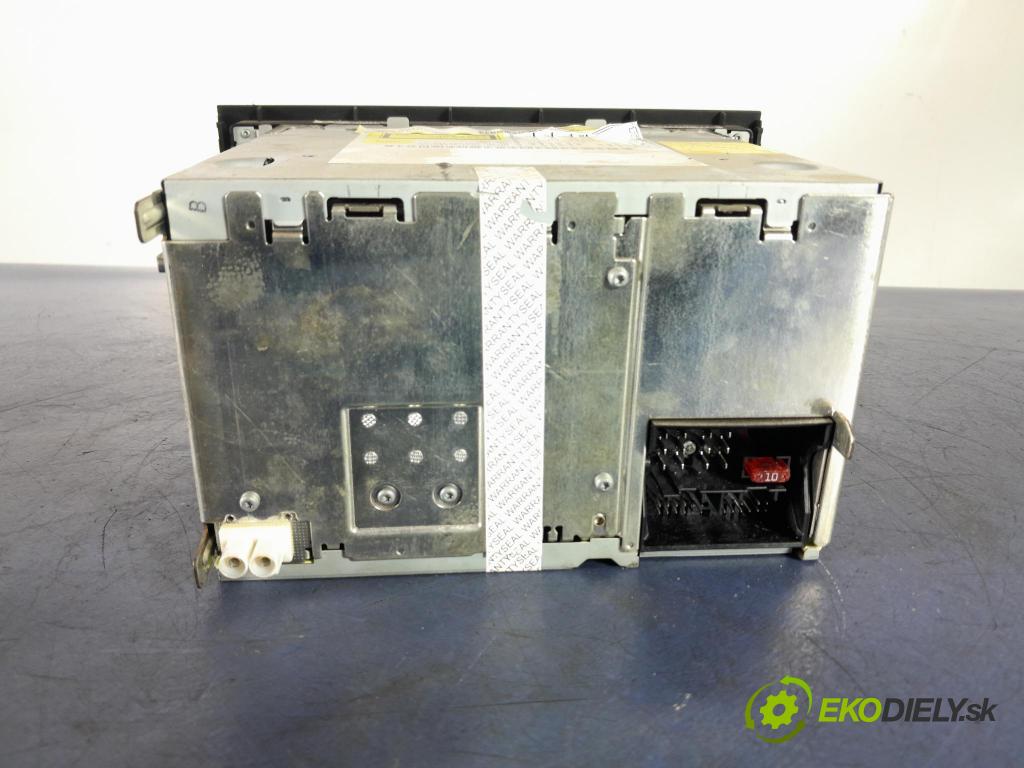 Audi A4 2007 Radio I Navigácia: 8E0057152QX