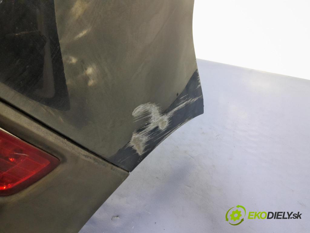 Volvo Xc60 2010 nárazník Zad: