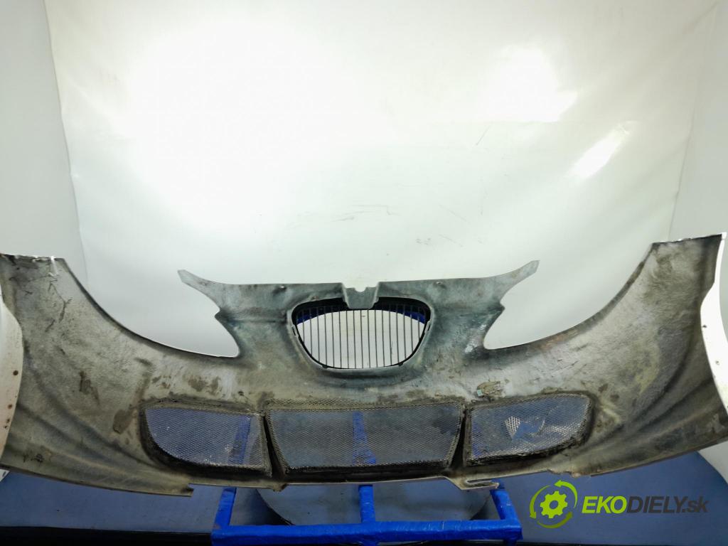 Seat Leon 2008 nárazník před