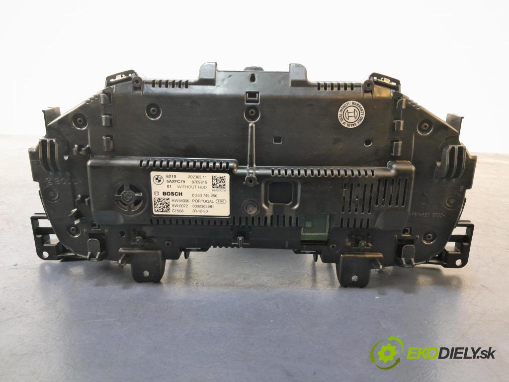 Bmw Seria 5 2020 prístrojovka/ budíky 8709815