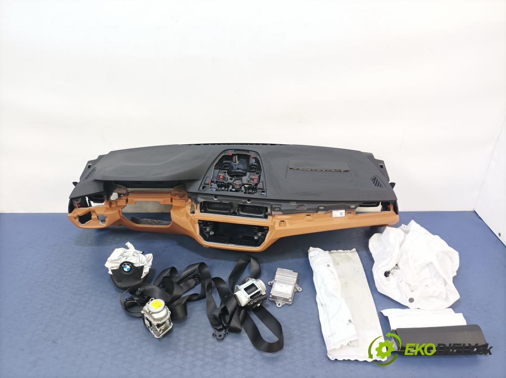 Bmw Seria 5 2020 kokpit,pristrojová doska