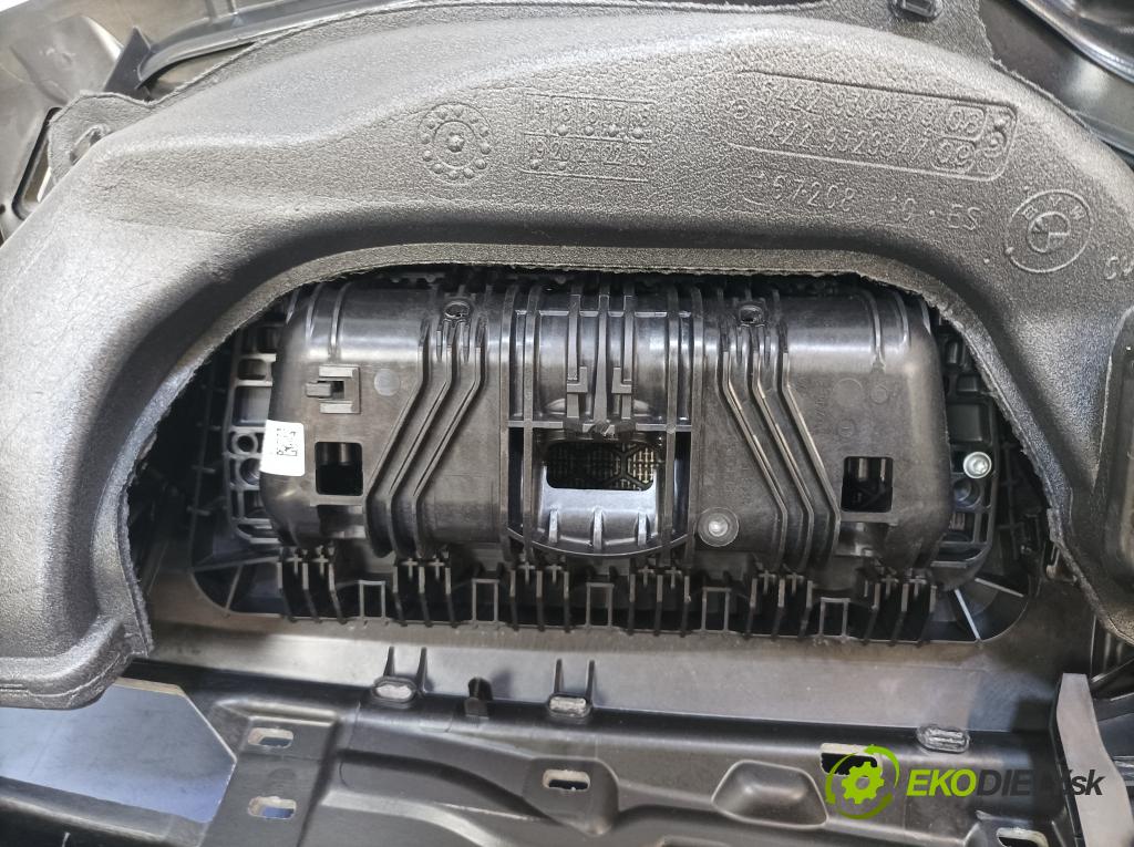 Bmw Seria 5 2020 kokpit,pristrojová doska