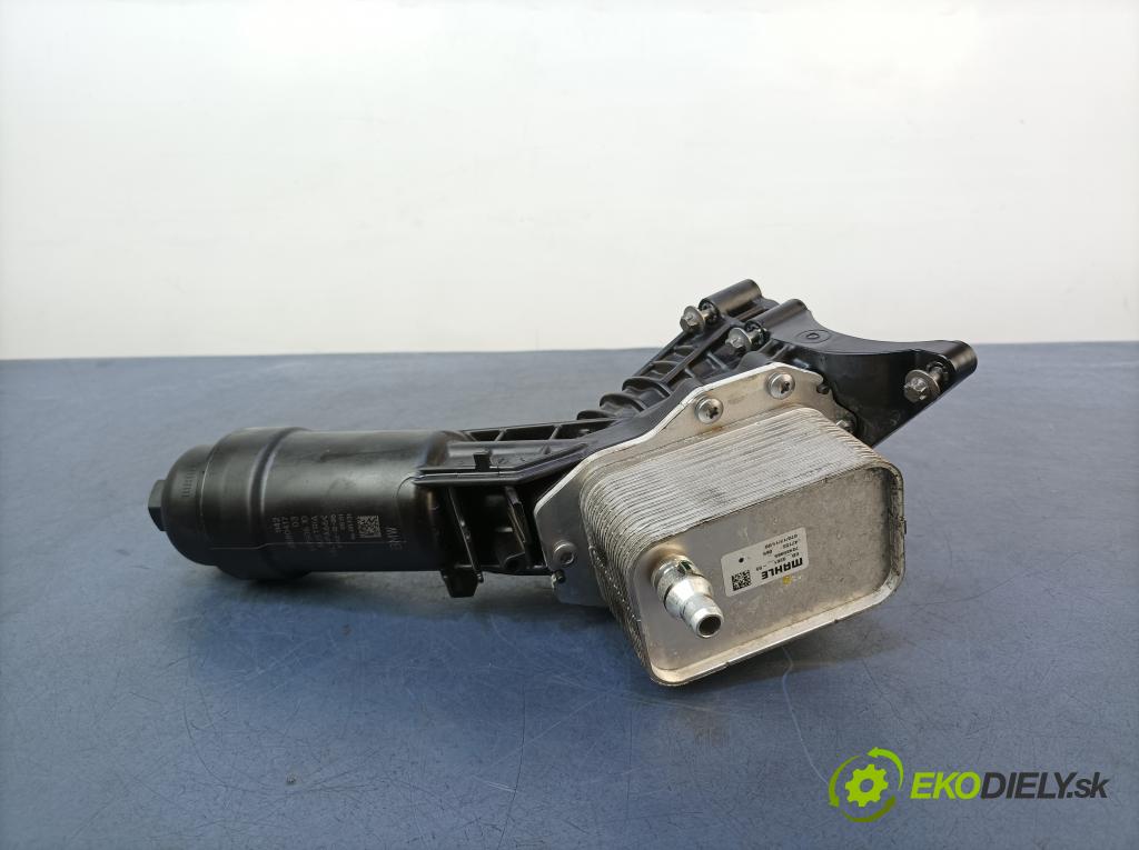 Bmw Seria 5 2020 chladič oleja 8580417