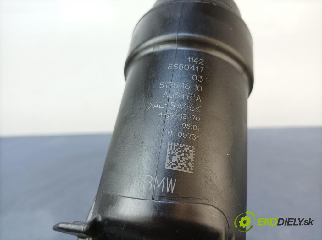 Bmw Seria 5 2020 chladič oleja 8580417