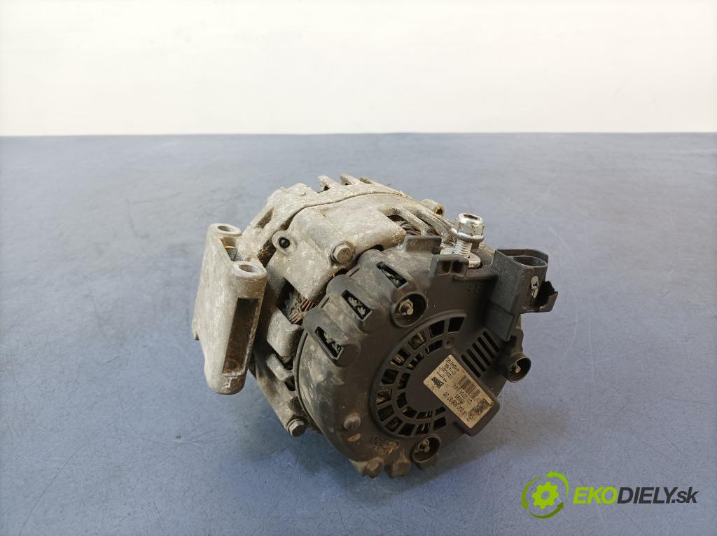 Mercedes C-klasa 2016 Alternator A0009068706