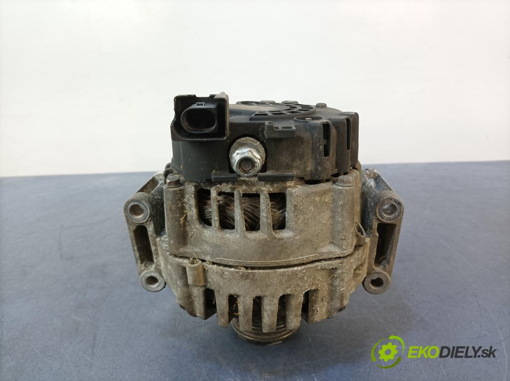 Mercedes C-klasa 2016 Alternator A0009068706