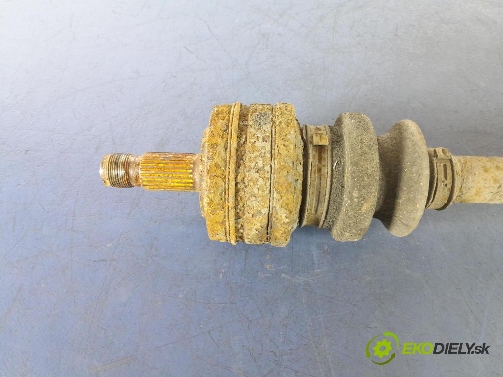 Mercedes 124 1991 poloos ľavá zad