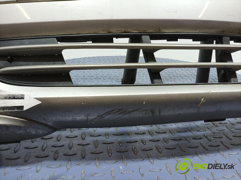 Mercedes C-klasa 2004 nárazník Predné