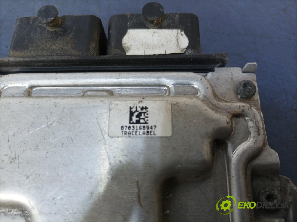 Suzuki Swift 2010 riadiaca jednotka Motor: 33910-69L00