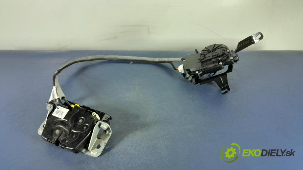 Bmw Seria 3 2015 zámek Klapky: kufr 163672-10