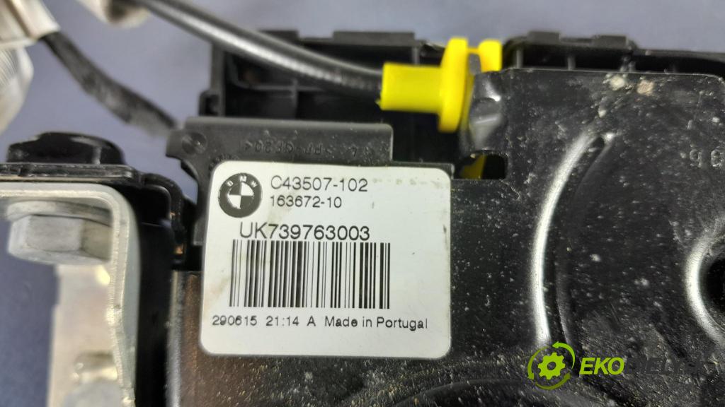 Bmw Seria 3 2015 zámek Klapky: kufr 163672-10