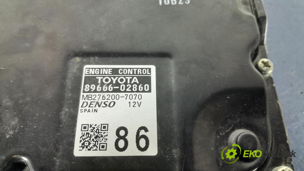 Toyota Auris 2018 riadiaca jednotka Motor: 89666-02860