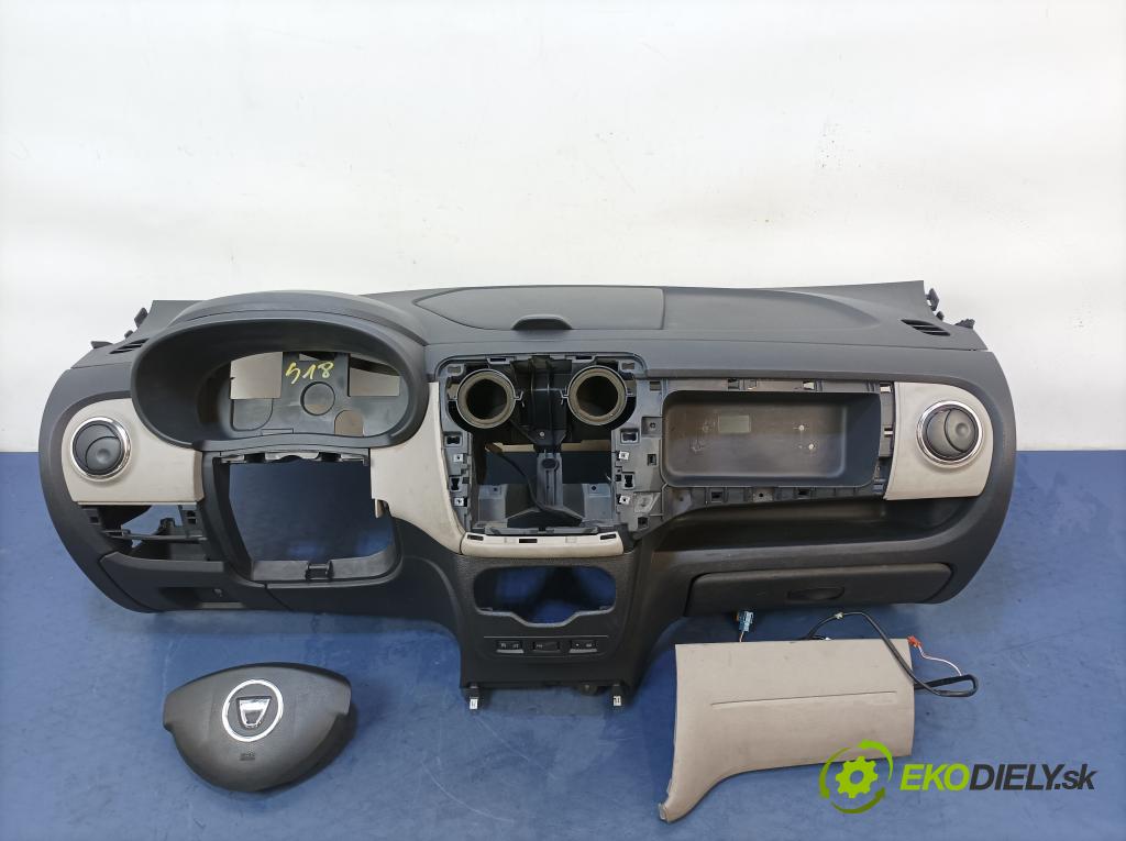 Dacia Lodgy 2014 kokpit,pristrojová doska