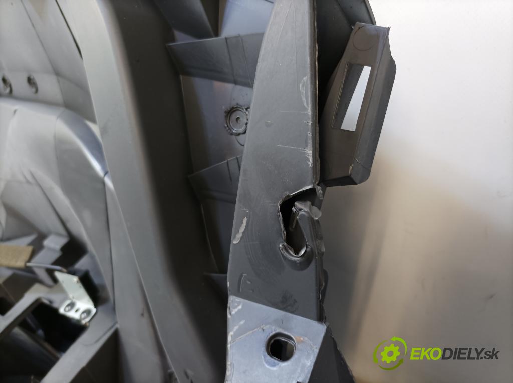 Dacia Lodgy 2014 kokpit,pristrojová doska