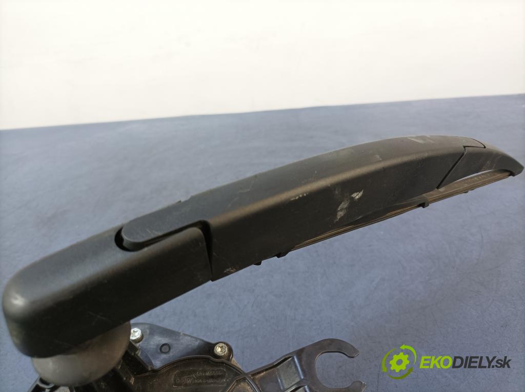 Citroen C4 cactus 2019 motor: Stierače: zad 9801666380