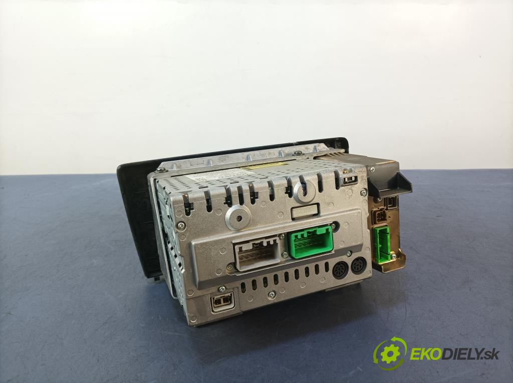 Volvo S60/V70 2002 Radio I Navigácia: 865115-1