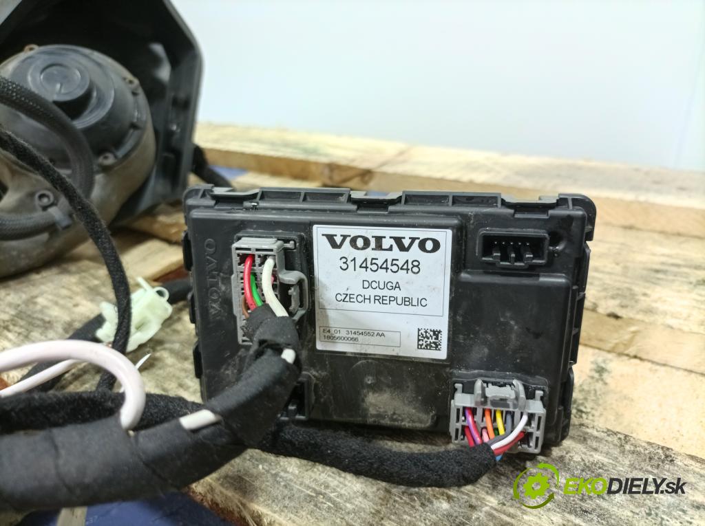 Volvo S90 2018 oko Do Přívěsy 31664223