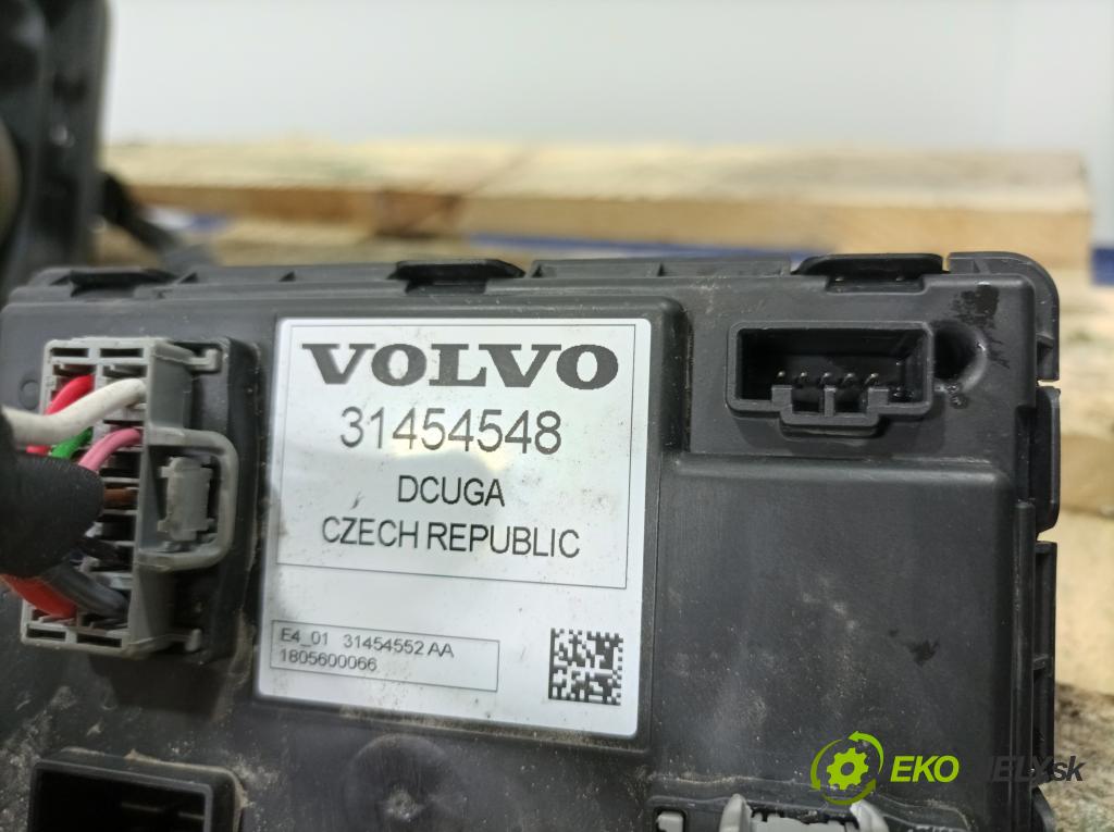 Volvo S90 2018 oko Do Přívěsy 31664223