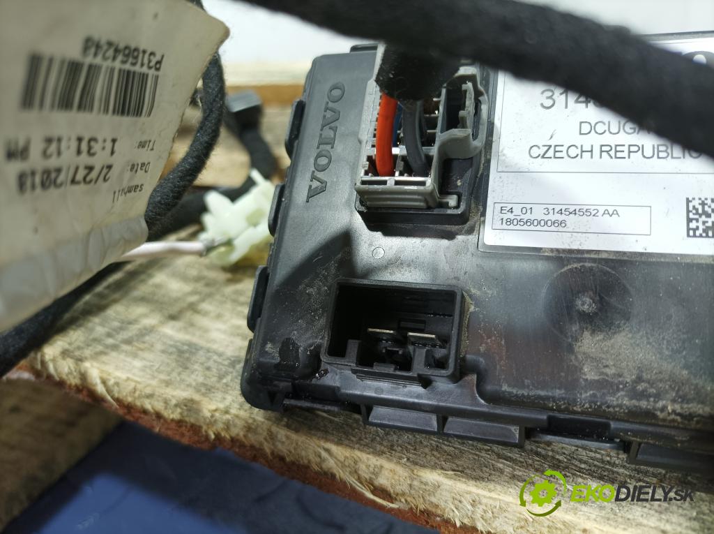 Volvo S90 2018 oko Do Přívěsy 31664223