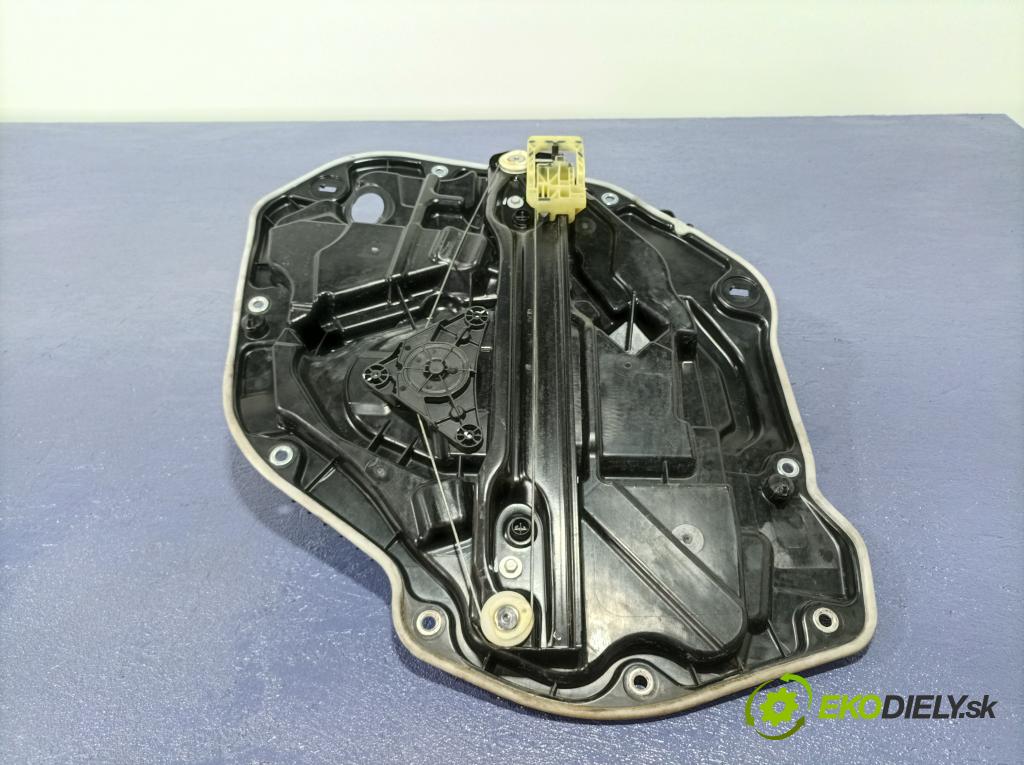 Bmw Seria 1 2020 mechanismus stahování Sklenka: Zad: v pravo: 229752