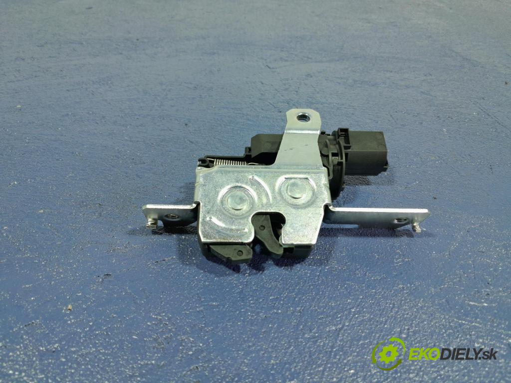 Volvo S90 2018 zámok Klapky: kufra: 31379169