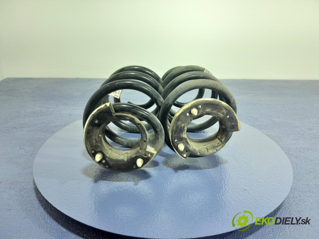 Bmw Seria 1 2020 pružina zad 01