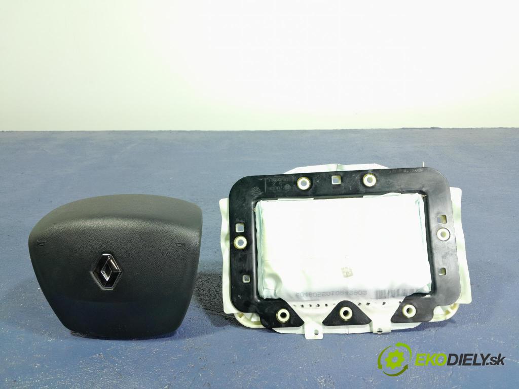 Renault Megane 2010 kokpit,pristrojová doska 01