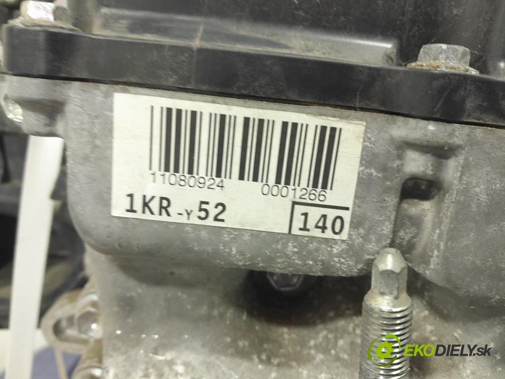 Toyota Yaris 2018 motor Benzín 1KR-Y52