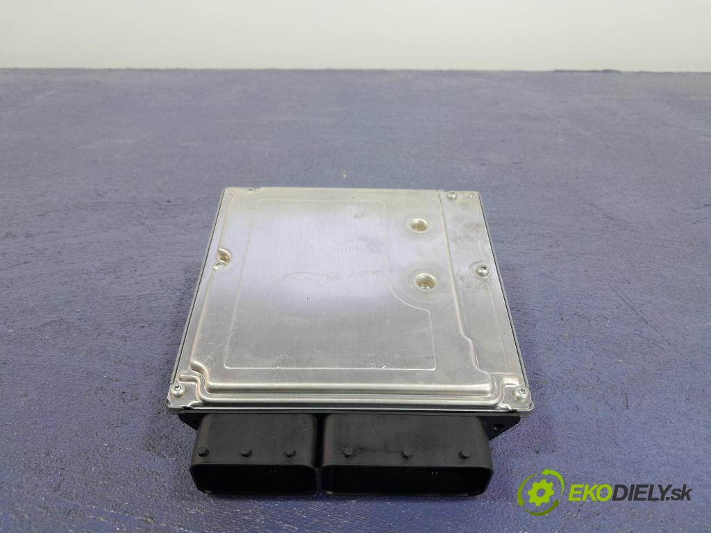 Bmw Seria 5 2003 riadiaca jednotka Motor: 7793574