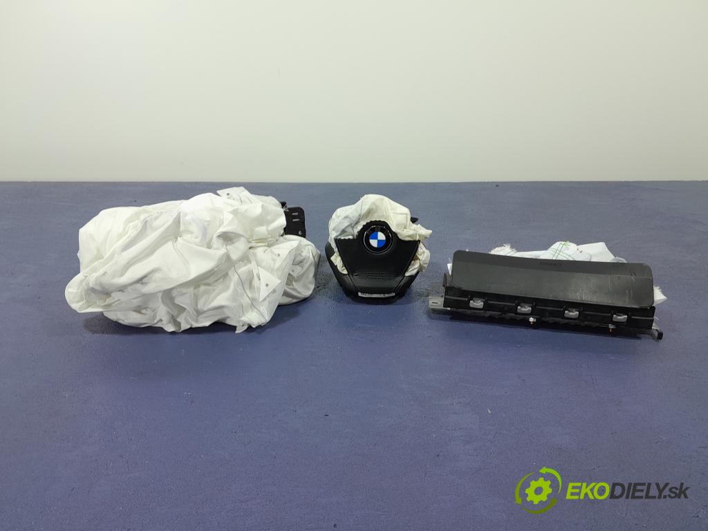 Bmw Seria 7 2015 kokpit,pristrojová doska 01