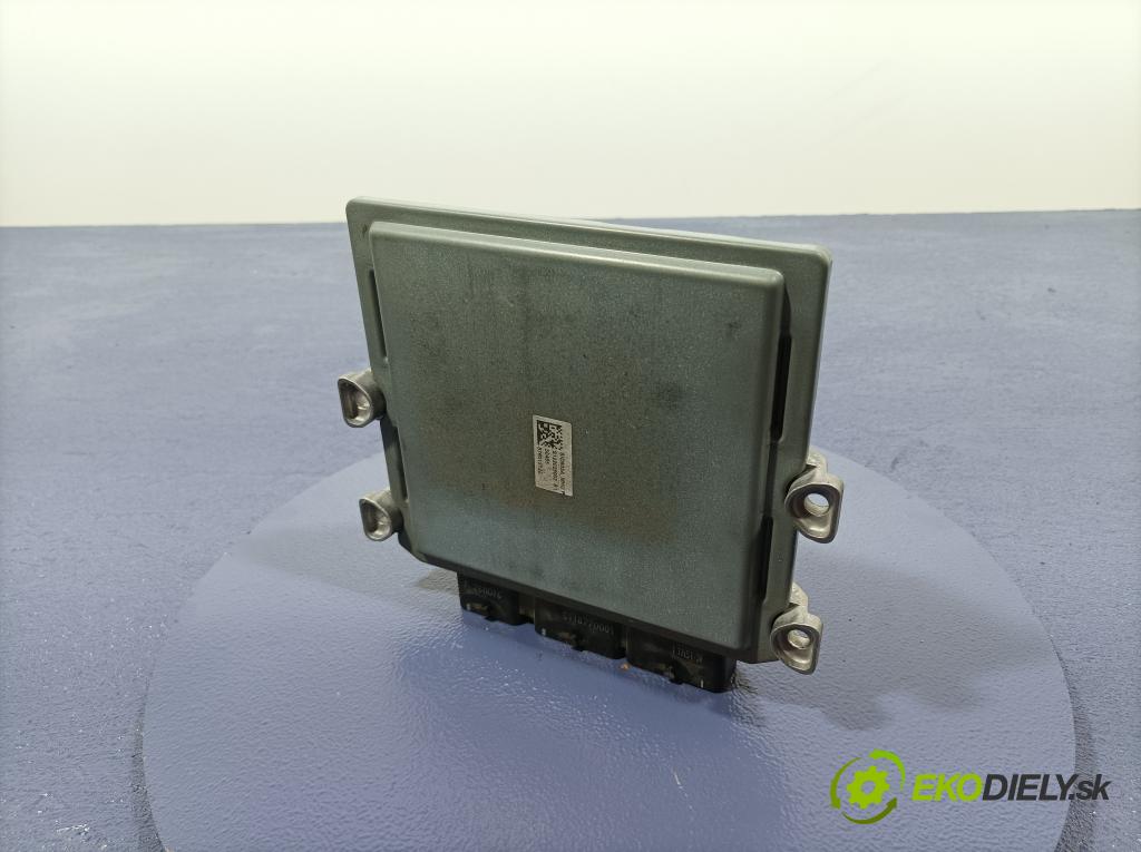 Citroen C5 2007 riadiaca jednotka Motor: 9655534080
