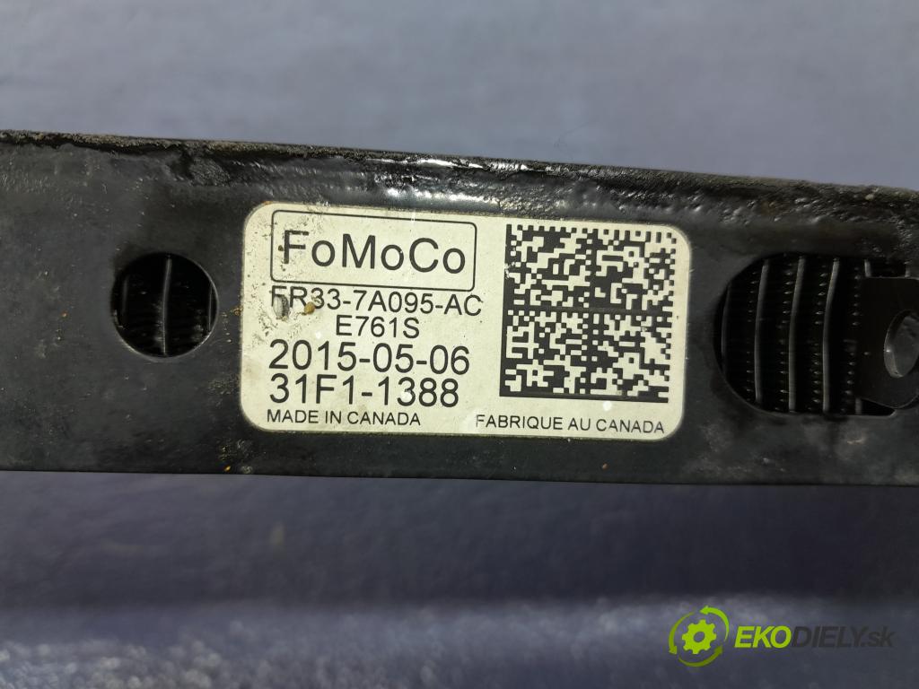 Ford Mustang 2015 chladič oleja FR33-7A095-AC