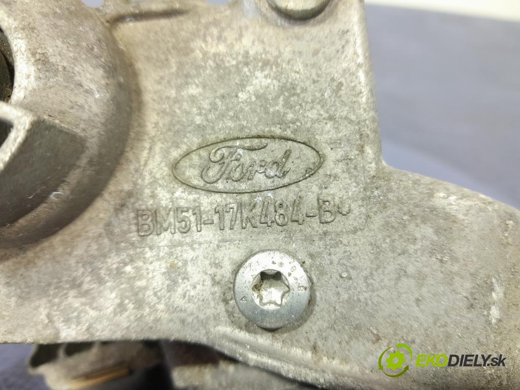 Ford Focus 2017 mechanizmus motor: Stierače: Predné BM51-17504-BM