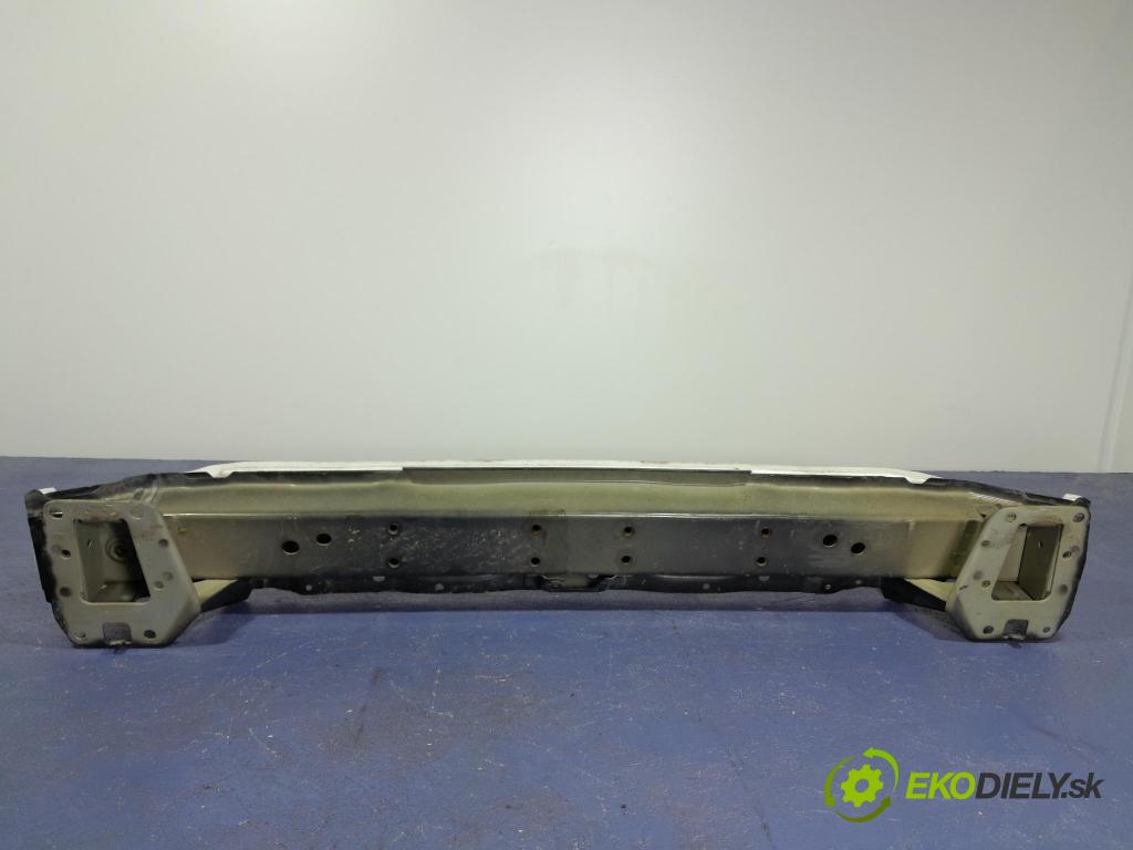 Subaru Xv 2017 výztuha narazník před 01