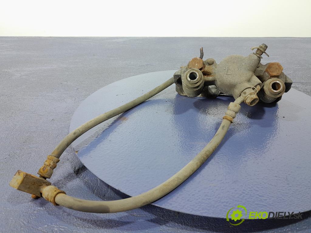 Toyota Yaris 2004 brzdič brzdový zad Vľavo: 01
