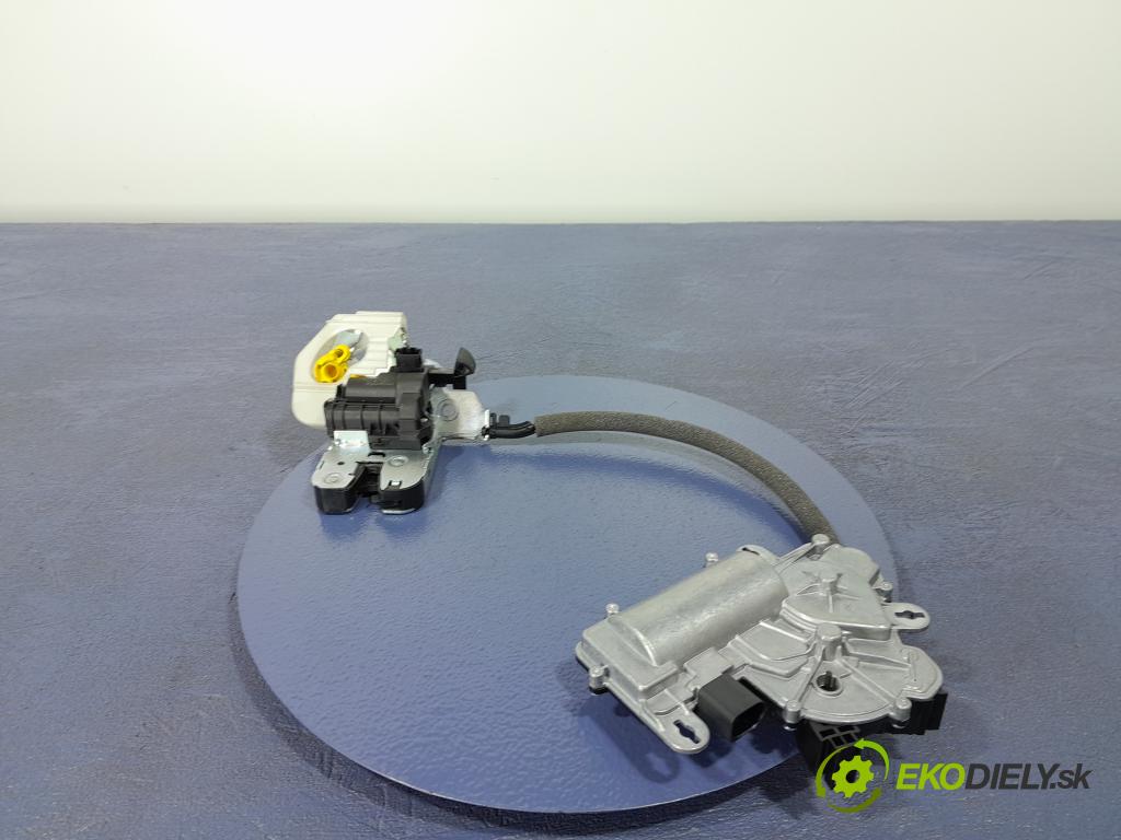 Audi Q7 2021 zámek Klapky: kufr 4M0827506D