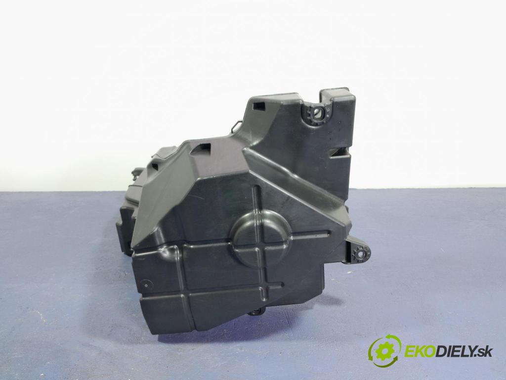 Audi Q7 2021 Reproduktor / Subwoofer: 4M0035621K