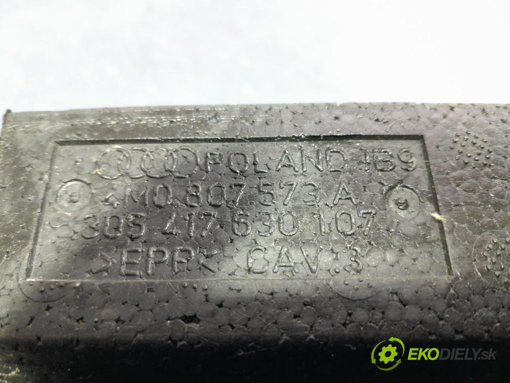 Audi Q7 2021 výztuha narazník Zad: 4M0807573A