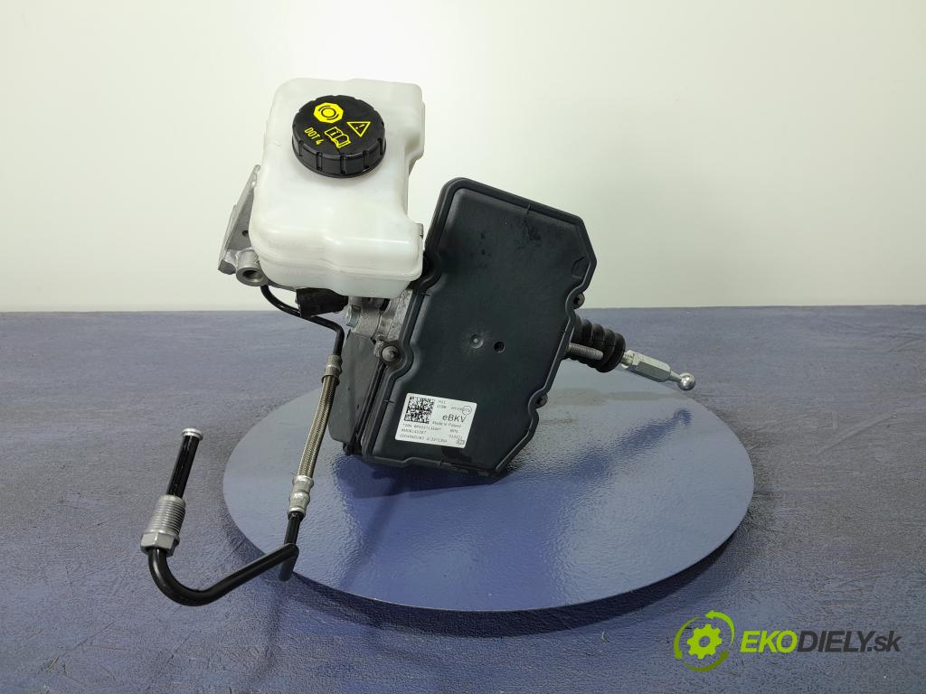 Audi Q7 2021 servo Brzdní: 4M0614105T